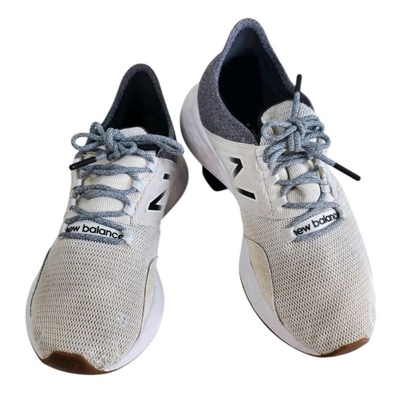 New Balance Fresh Foam ROAV V1 Running Shoes Womens 7.5  Gray Off White Gym - Picture 13 of 15